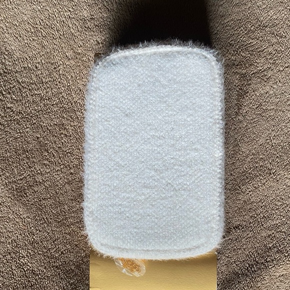 Chanel cosmetic bag - Picture 4 of 7